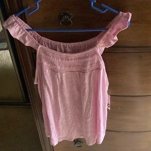 Beautiful pink off the shoulder or on the shoulder shirt, large, new with tags